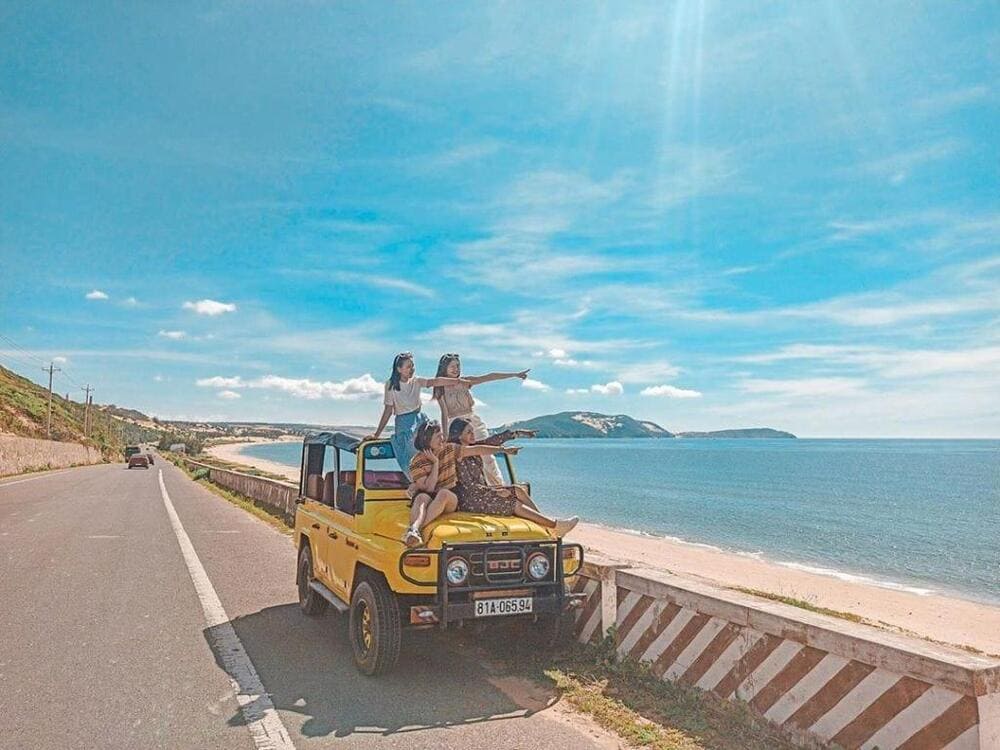 Trượt cát trên đồi bay, khám phá làng chài và tận hưởng nắng vàng biển xanh tại Phan Thiết - Mũi Né.